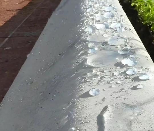 龙子湖硅烷浸渍涂料在混凝土保护中的应用